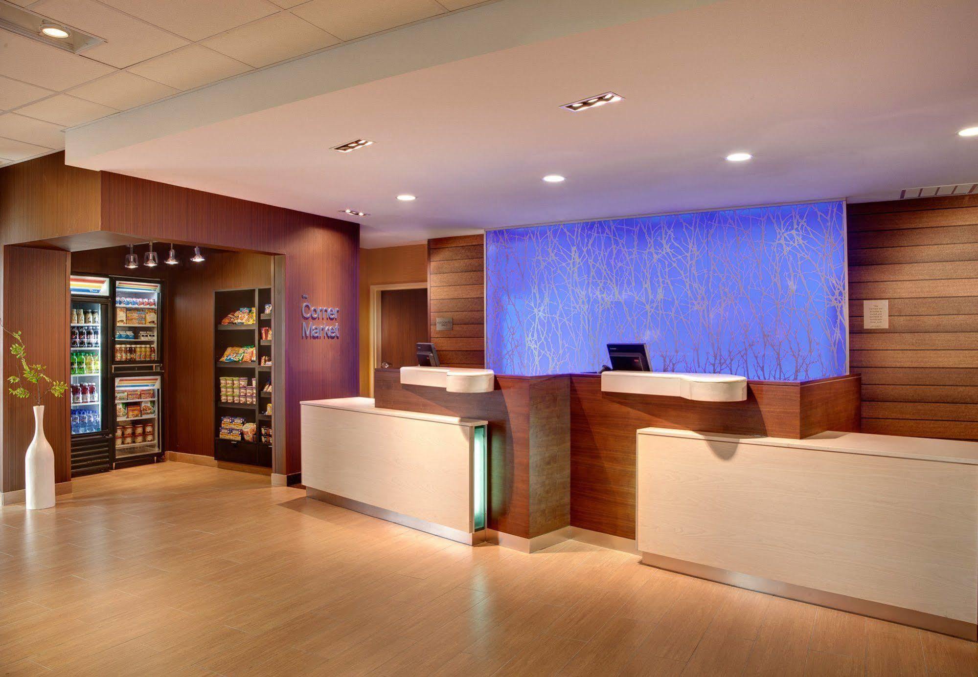Fairfield Inn & Suites By Marriott Detroit Chesterfield Exterior photo